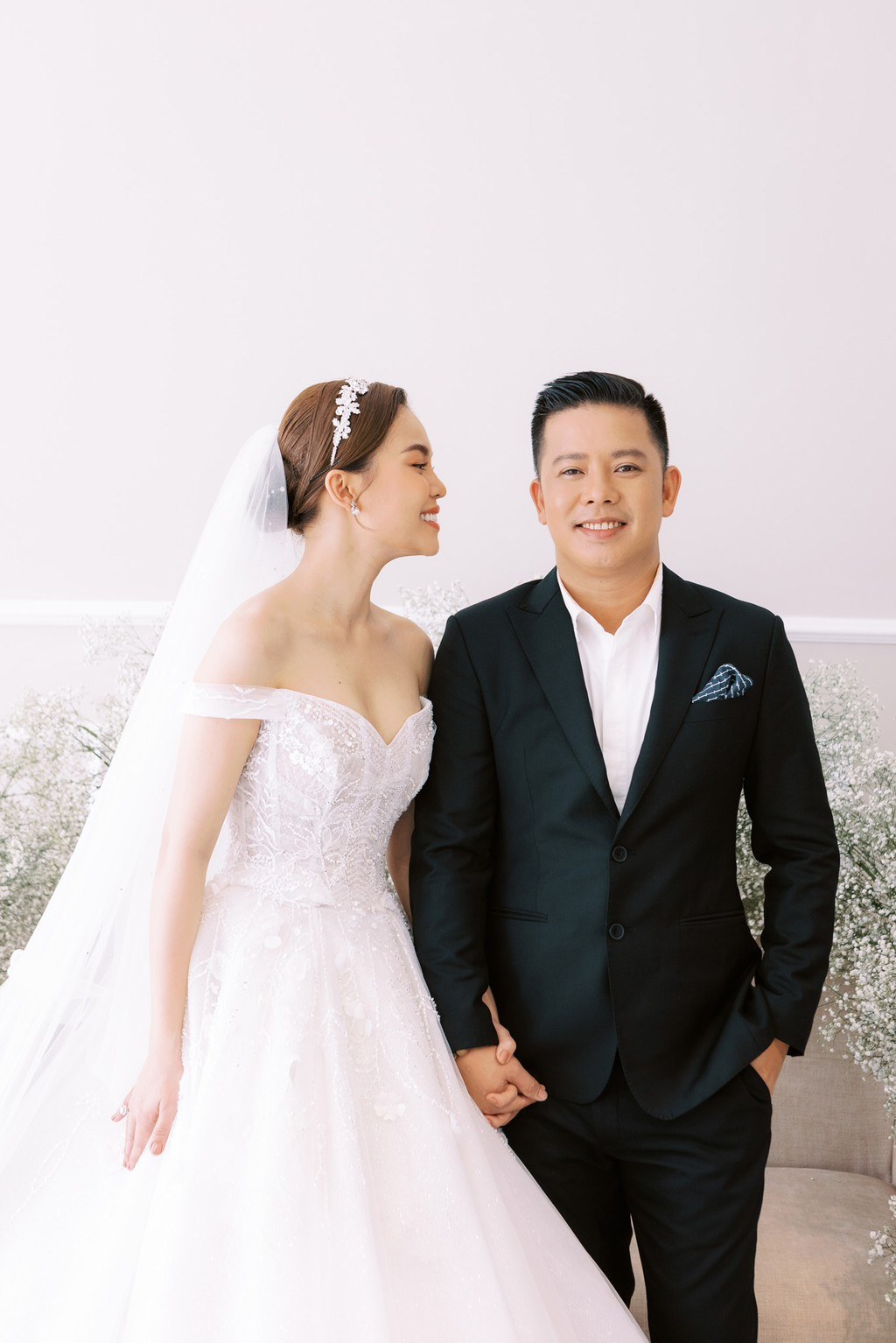 Đám cưới của ca sĩ Giang Hồng Ngọc sẽ diễn ra ngày 16/11, tại TP.HCM với sự tham gia của khoảng 200 khách mời.