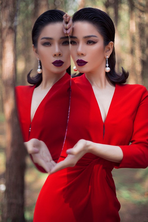 Để có thân hình như hiện tại, Lệ Quyên đã trải qua quá trình tập luyện cùng với việc duy trì chế độ ăn uống khoa học.