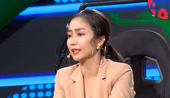 Oc Thanh Van tuyen bo cach gameshow: “Em kiem com kieu khac cho lanh“