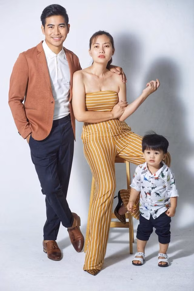 Công khai chuyện hôn nhân tan vỡ, Ngọc Lan chia sẻ, Louis - con trai chung của hai người sẽ sống cùng mẹ. Về phần Thanh Bình, anh có thể thăm con bất cứ lúc nào.