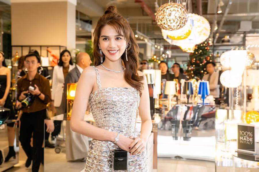 Thời gian gần đây Ngọc Trinh là cái tên hút sự chú ý của dư luận.