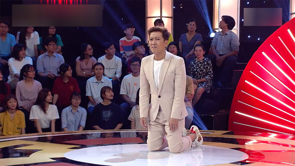 Thừa thắng xông lên, thí sinh Phương Trang tiếp tục bước vào vòng 3 để chinh phục 20 triệu đồng. Người tiếp theo bị anh “xét xử” là Trường Giang. Nam thí sinh không ngần ngại yêu cầu: “Ai là Trường Giang bò lên sân khấu quỳ xuống để nghe ta phán xử!”. Tuy nhiên, do diễn quá hăng say, anh quên ra hiệu để MC bấm chuông nên phần thể hiện này không được tính là tiết mục thi.