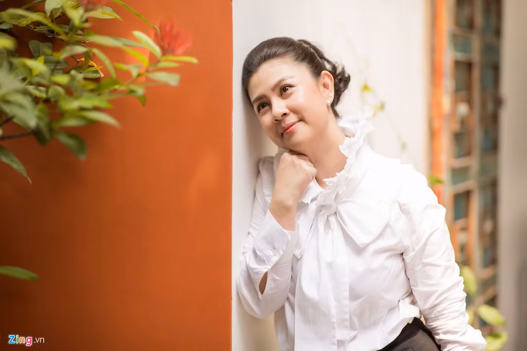 Kim Thu tiet lo cuoc song dam nuoc mat sau ly hon Phuoc Sang