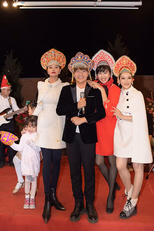 Lý Nhã Kỳ chia sẻ, tình cảm chân thành của mọi người khiến cô cảm thấy hạnh phúc và trân trọng.