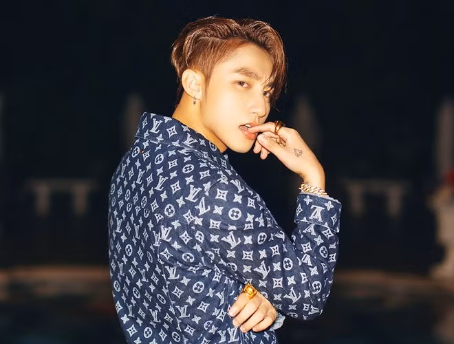 Sau khi đưa ra bảng xếp hạng 100 gương mặt mỹ nhân đẹp nhất châu Á - Thái Bình Dương, trang Sina đã công bố thêm danh sách 100 gương mặt nam thần đẹp nhất của khu vực. Bảng xếp hạng khiến cư dân mạng Trung Quốc hào hứng trước vị trí của những mỹ nam Trung - Hàn - Nhật. Ngoài ra, Sina cũng khiến nhiều fan Việt bất ngờ khi xếp ca sĩ Việt Nam Sơn Tùng M-TP ở thứ hạng 46. Top 10 nam thần đẹp nhất châu Á gồm những cái tên dưới đây: