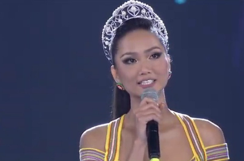 H'Hen Niê cho rằng nhiệm kỳ kết thúc, nhưng cô sẽ vẫn là hoa hậu và tiếp tục làm những hoạt động vì cộng đồng. Cô cảm thấy vui vì đã truyền cảm hứng cho mọi người.