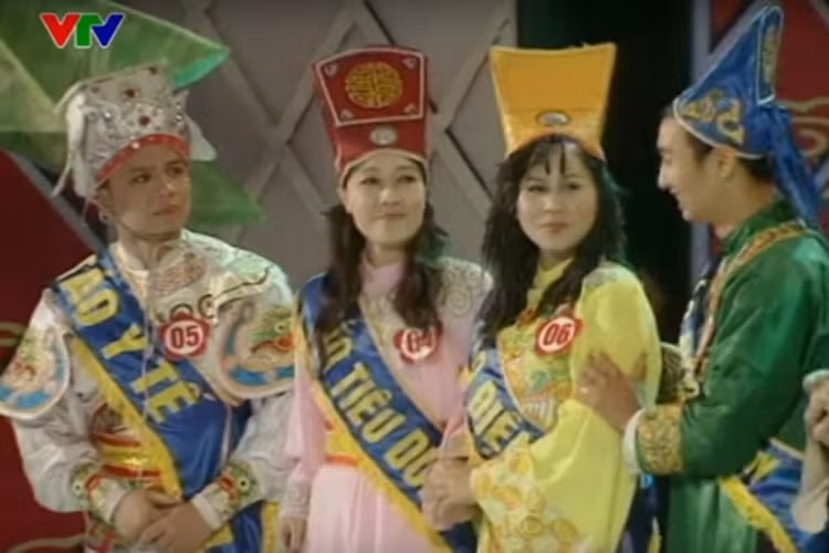 Năm 2009, Vân Dung đảm nhận vai Táo Tiêu dùng. Cô được nhận xét duyên trong cách diễn lẫn gương mặt. Ảnh: VTV