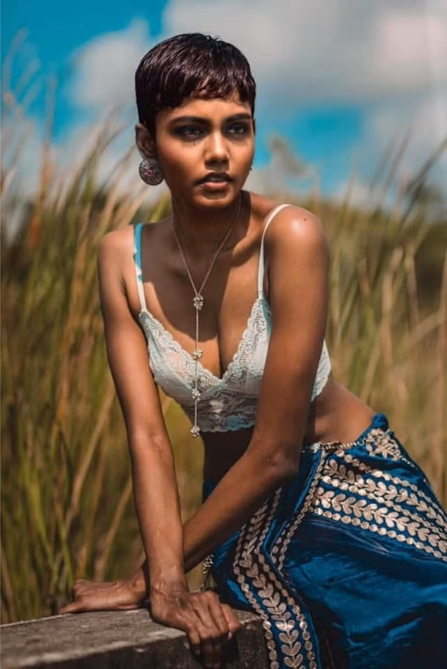 Đa số công chúng Singapore, cho rằng Mohana Prabha không có làn da thực sự đẹp…