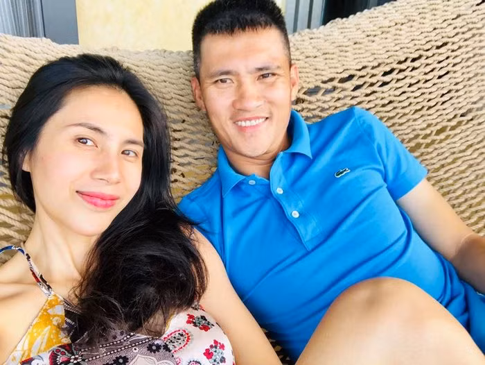 Thuy Tien - Cong Vinh bi 