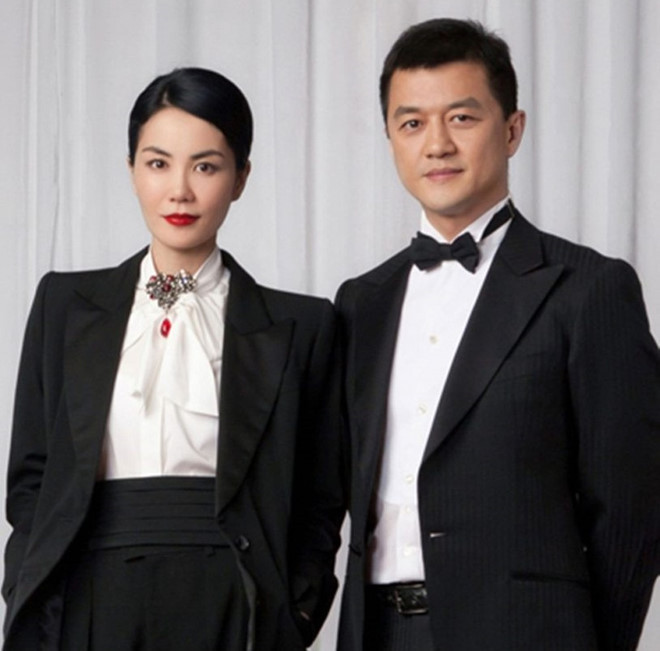 Vuong Phi tuoi nhu hoa khi roi nha chong cu Ly A Bang luc nua dem-Hinh-2