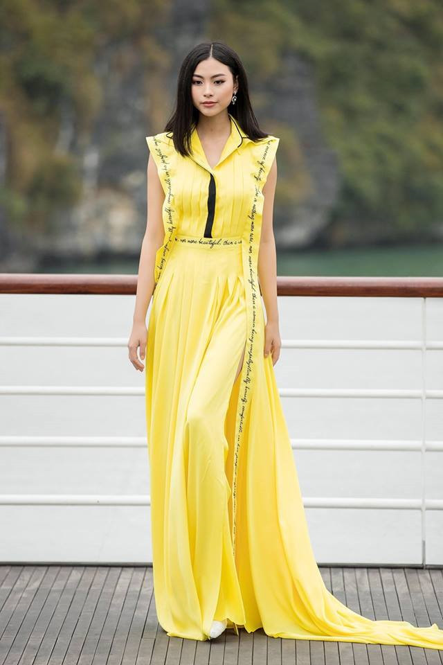 Đào Hà từng tâm sự gia đình cô không có ai theo con đường nghệ thuật hay hoạt động showbiz. Tuy nhiên, bố mẹ và anh chị đều ủng hộ cô đi thi người mẫu, người đẹp vì có lợi thế chiều cao (1,74 m).