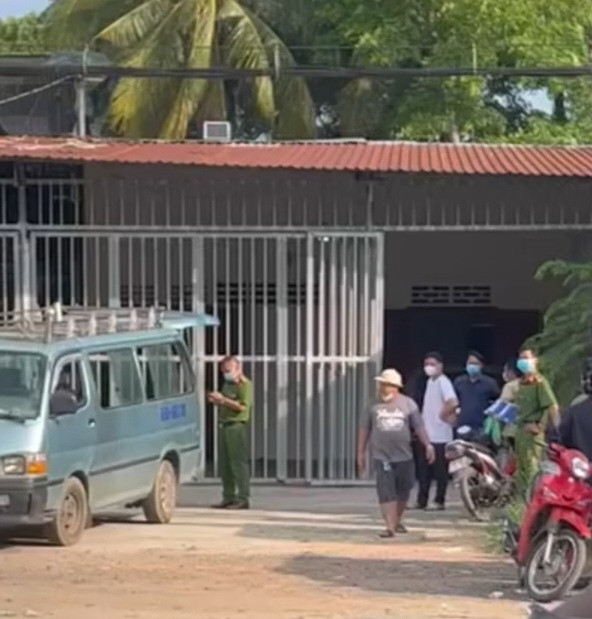 Dong Nai: Dieu tra nguyen nhan hai nguoi chet trong phong ngu