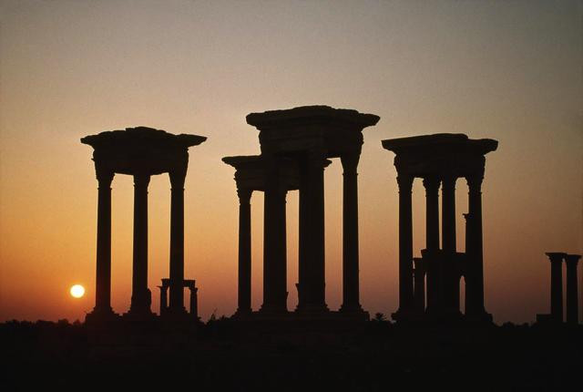 Hình ảnh lúc hoàng hôn ở Palmyra. (Ảnh Ifeng)