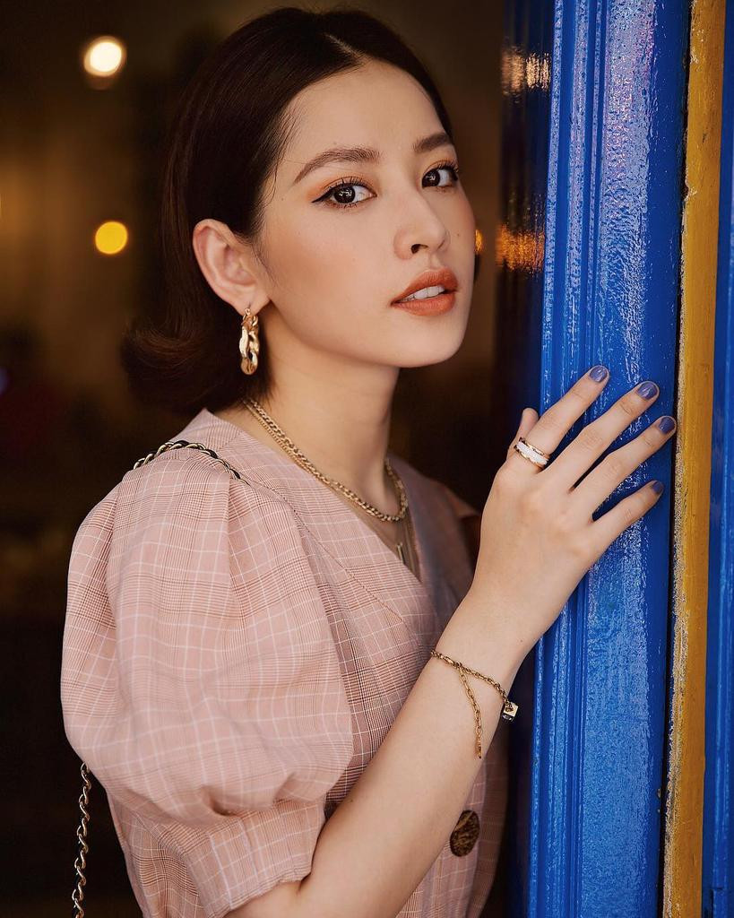 Với kiểu make up này giáng sinh tới bạn đã có thể tự tin xuống phố một cách nổi bật. Ảnh minh họa: Internet