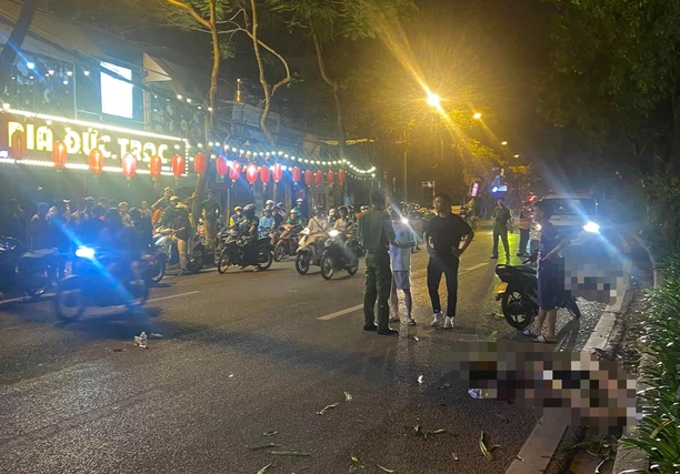 3 thanh nien tu vong bat thuong tren pho Ha Noi