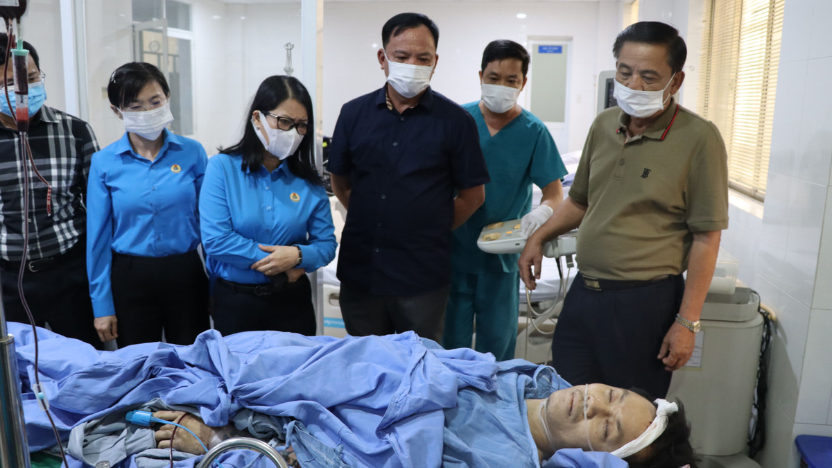 Lãnh đạo tỉnh Đồng Nai thăm người bị nạn và chỉ đạo công tác cấp cứu các nạn nhân.