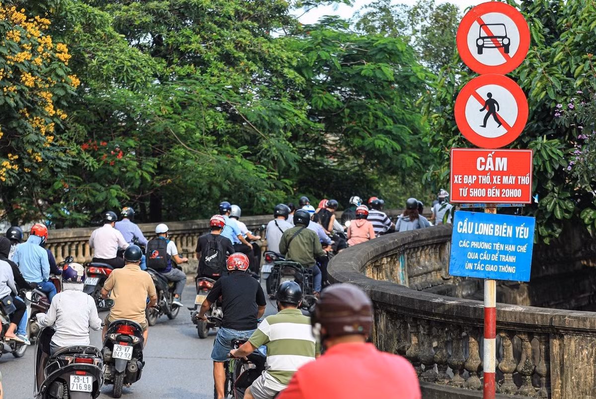 Cau Long Bien hon 120 tuoi can 'dai phau' lon de tiep tuc truong ton-Hinh-15