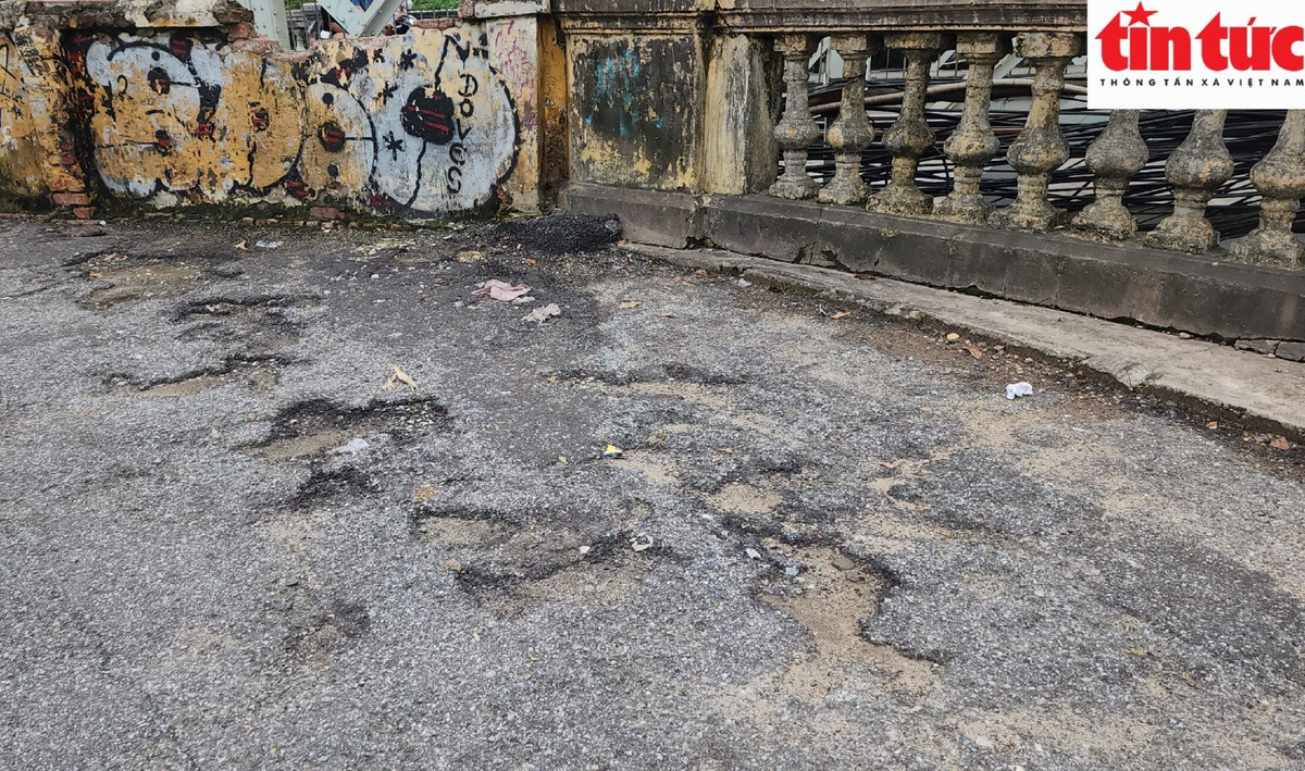 Cau Long Bien hon 120 tuoi can 'dai phau' lon de tiep tuc truong ton-Hinh-12