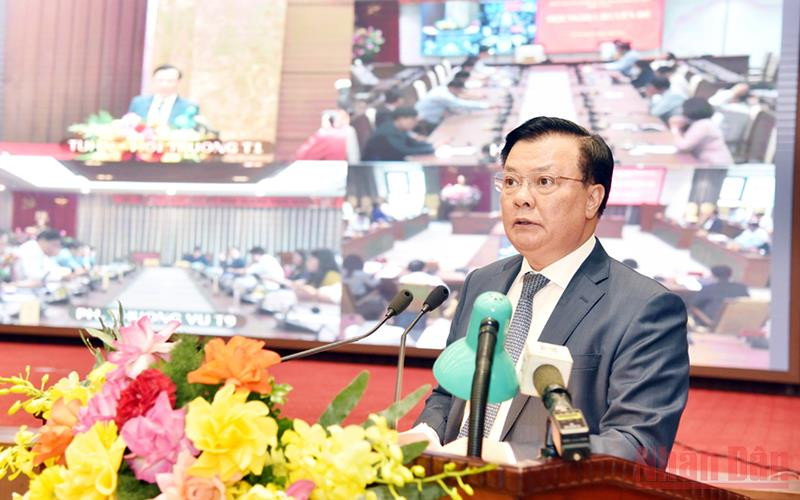  Hà Nội: Ngày 13/5, Ban Thường vụ Thành ủy Hà Nội ban hành quyết định thành lập Ban Chỉ đạo Thành ủy về phòng, chống tham nhũng, tiêu cực. Ban Chỉ đạo gồm 15 thành viên, do ông Đinh Tiến Dũng - Ủy viên Bộ Chính trị, Bí thư Thành ủy Hà Nội làm Trưởng Ban Chỉ đạo. Hà Nội là địa phương đầu tiên thành lập Ban Chỉ đạo Thành ủy về phòng, chống tham nhũng, tiêu cực.