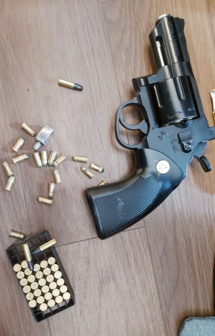 Hai Duong: Mang sung “giai cuu” nguoi tinh, ban tra luc luong chuc nang-Hinh-2