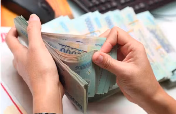 Tang luong toi thieu vung cho nguoi lao dong tu 1/7/2022