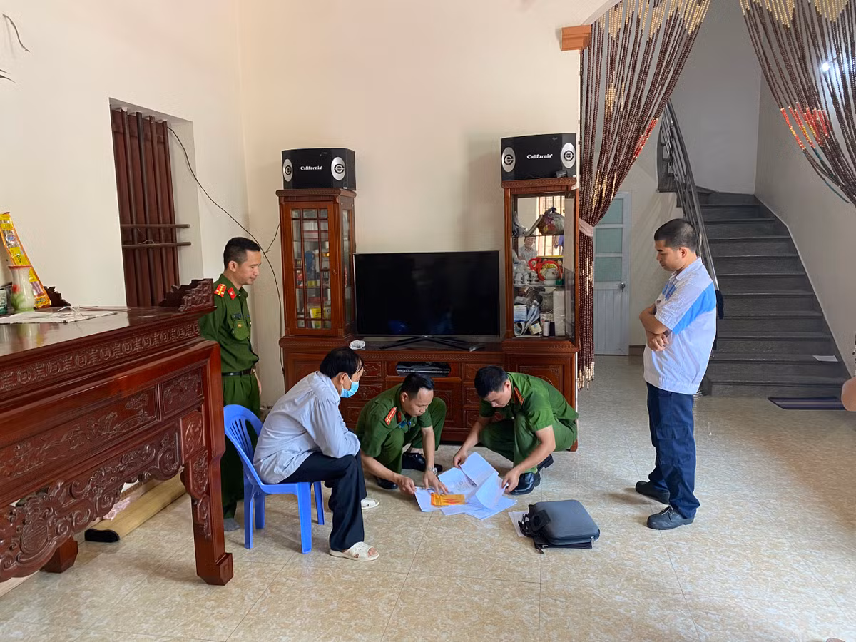 Bac Ninh: Bi thu chi bo cung truong thon ban 58 lo dat trai tham quyen-Hinh-2