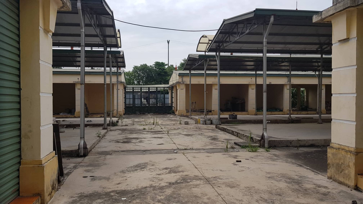 Dù vị trí đẹp nhưng dự án không thể đưa vào hoạt động hiệu quả.