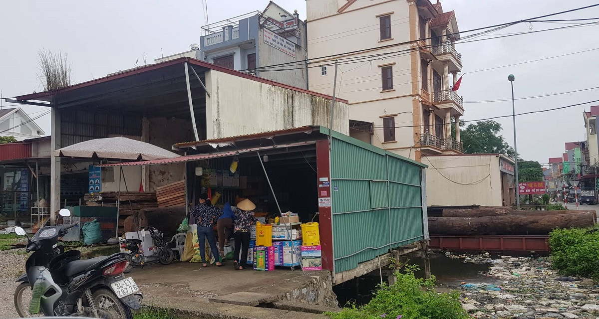 Hai Duong: Nhieu ho dan xay cau dan sinh vuot kenh can xu ly dut diem-Hinh-3