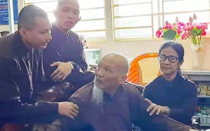 “Tịnh thất Bồng lai” hoạt động nhưng chưa thông qua các ngành chức nặng và chưa được Giáo hội Phật giáo Việt Nam, tỉnh Long An công nhận. Bị can Lê Tùng Vân đã đổi tên nơi này thành “Thiền am bên bờ vũ trụ”.