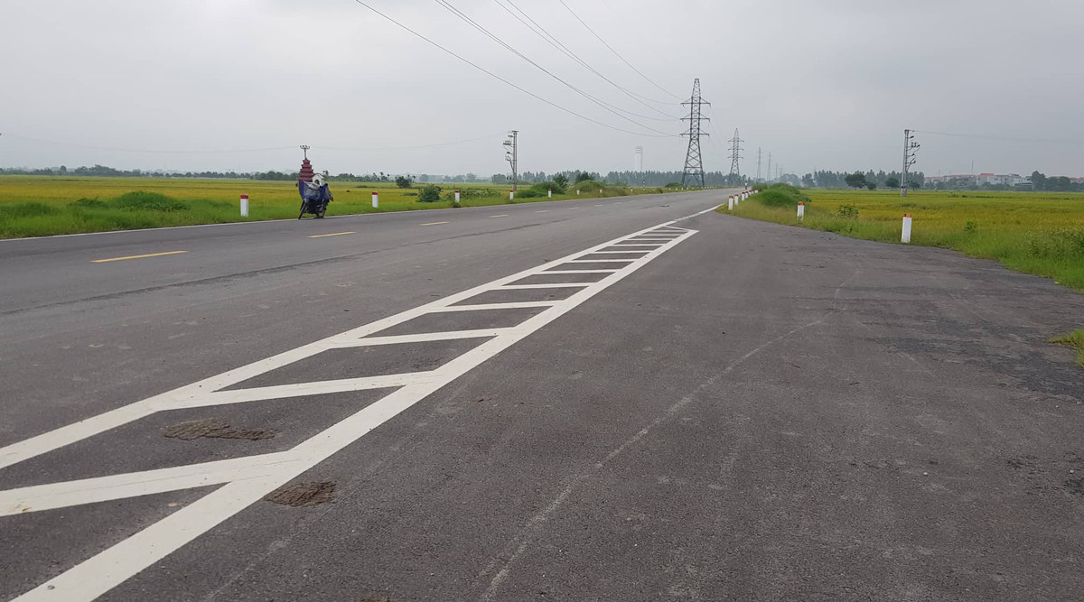 Nguyên nhân dẫn đến việc hộ dân chưa tháo dỡ công trình nhà ở, bàn giao đất cho dự án sẽ được PV Báo Tri thức và Cuộc sống tiếp tục thông tin đến bạn đọc…