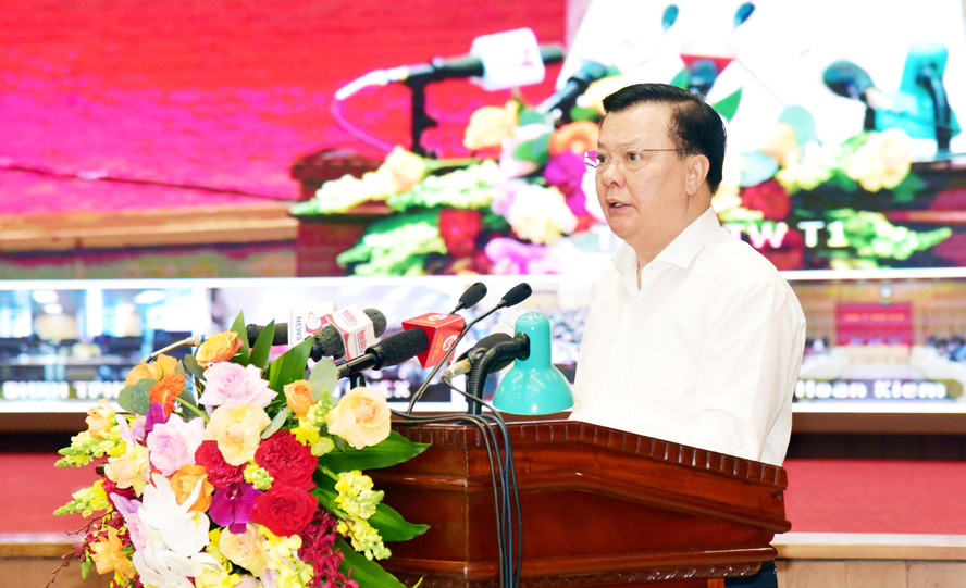 Bi thu Thanh uy Ha Noi: “Phat trien Thu do la nhiem vu chinh tri quan trong dac biet”