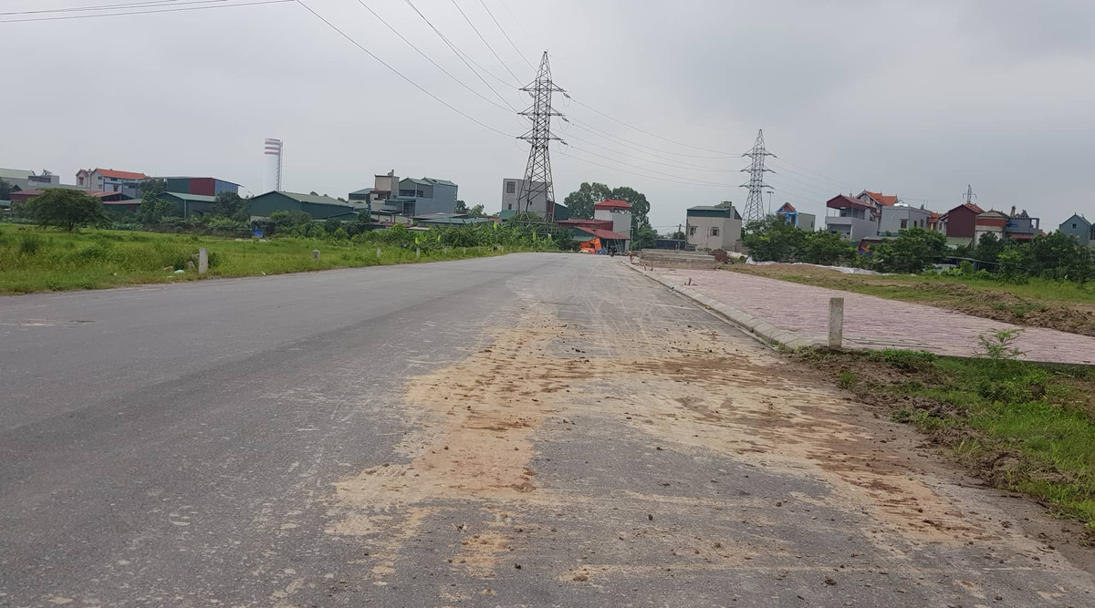 Hiện nay dự án đã được thi công xong phần mặt đường bê tông nhựa đoạn tuyến đường nối sang Hưng Yên.