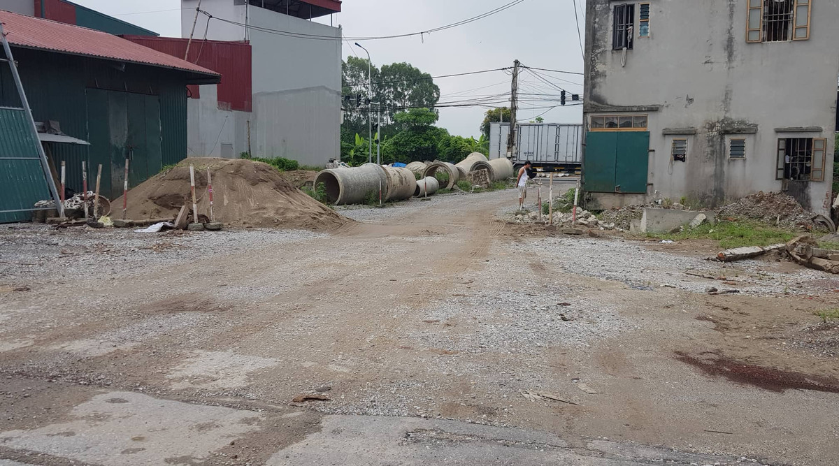 Do những vướng mắc trên, hiện dự án vẫn đang phải tạm dừng thi công đoạn nút giao QL38 trên và chưa thể hoàn thành dự án dẫn đến thời gian hoàn thành kéo dài dẫn đến chậm phát huy hiệu quả vốn đầu tư.