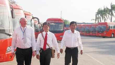 Chuyen ong Tay bi an dieu hanh hang xe Phuong Trang