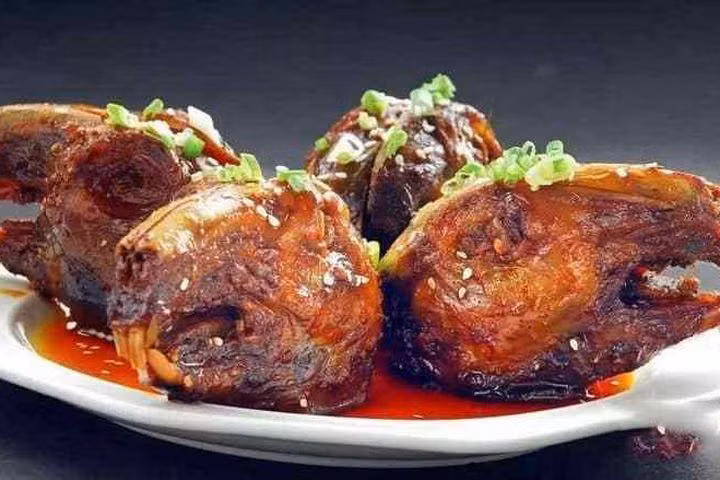 Tuy nhiên, việc này là bất khả thi có rất nhiều người cảm thấy ghê rợn trước những món ăn này.