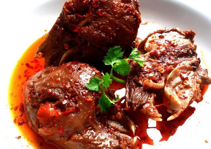 Người bản địa Tứ Xuyên thường ăn món đầu thỏ sốt cay từ một đến vài lần một tuần. Họ hi vọng món ăn này sẽ ngày càng trở nên nổi tiếng và phổ biến khắp nơi.