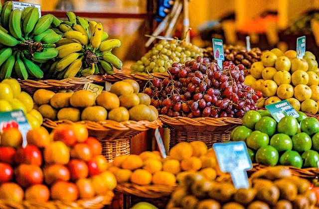 Bây giờ đã chính thức vào thu, thời tiết dần se lạnh hơn, nhiều loại trái cây theo mùa cũng được bày bán trên thị trường. Người ta thường nói rằng ăn trái cây theo mùa là tốt nhất, có thể mang lại nhiều lợi ích cho cơ thể và giảm một số vấn đề sức khỏe.