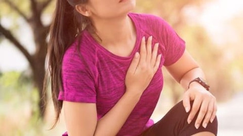 Ở đây lưu ý rằng, viêm dạ dày ruột có thể chuyển thành viêm cơ tim gây tử vong. Chính vì vậy không được chủ quan, khi có bất kỳ triệu chứng nào, hãy đến bệnh viện để được khám bệnh sớm, không chủ quan mua thuốc tự điều trị.