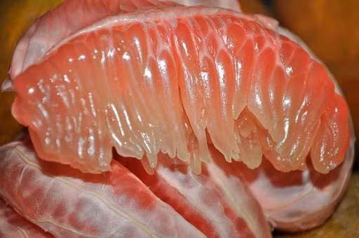 Một màn xôn xao này cũng đánh động chuyên gia dinh dưỡng nổi tiếng Trung Quốc - Cố Trung Nhất. Theo vị chuyên gia này, thông thường để cấp đông nhanh một thứ gì đó, cần nhiệt độ khoảng -30 độ C.