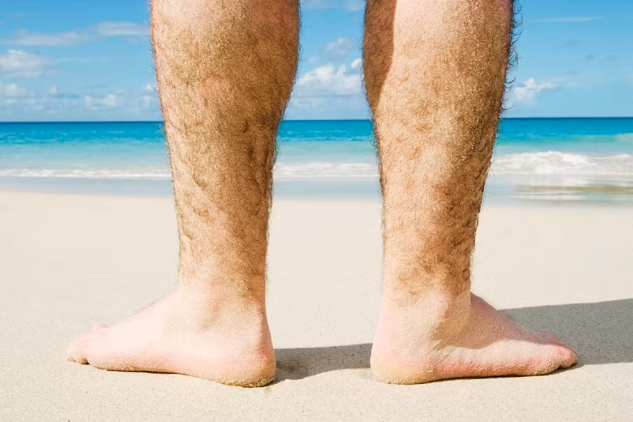 Cụ thể, có 3 vị trí bất kể là nam hay nữ đều không nên tự ý triệt lông, cạo lông, nếu không có thể gây hại cho sức khỏe.