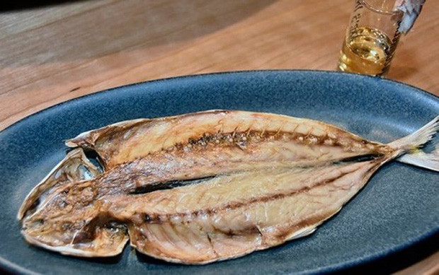 Được biết, cá ướp muối đã chính thức Tổ chức Y tế thế giới (WHO) liệt vào danh sách những thực phẩm gây ung thư số 1, cùng nhóm với rượu, độc tố nấm mốc aflatoxin. Điều đó có nghĩa là món WHO đã có đủ bằng chứng để khẳng định món cá muối có thể gây ung thư cho con người.