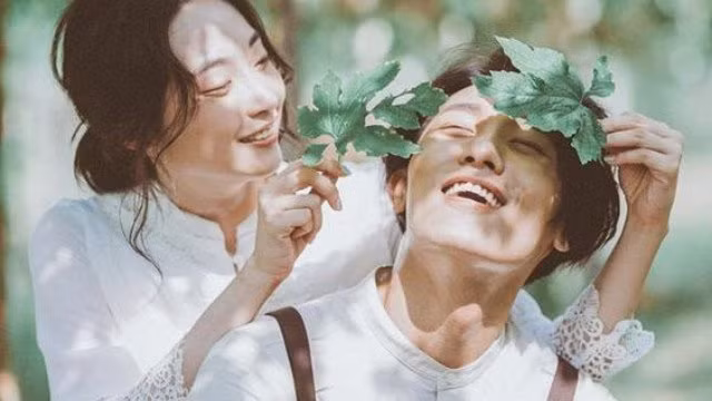 Các diễn viên nam đều được tuyển chọn rất kỹ càng, thêm nữa họ cũng phải sử dụng thuốc kích thích rất nhiều. Xem phim người lớn không hoàn toàn là một điều xấu, có thể giúp nam giới khám phá những điều mới mẻ nhưng cần phải nhớ rằng: Đó không phải là thực tế.