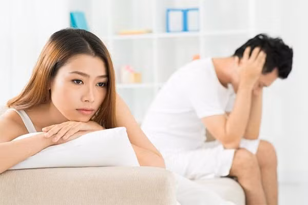 Bên cạnh đó, khi bụng to và mỡ nhiều thì nguy cơ mắc bệnh mỡ máu cao, đường huyết cũng tăng theo, làm tổn thương các mạch máu của dương vật và tăng khả năng gây liệt dương.