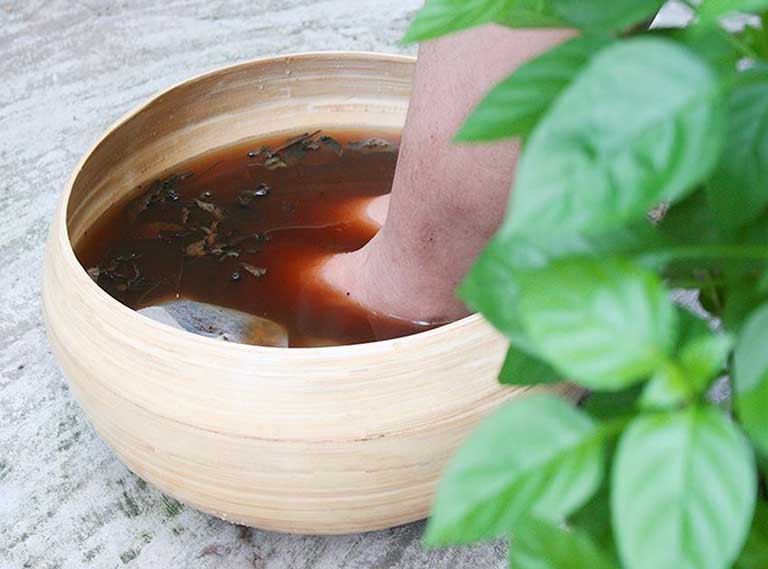 Theo thông tin đăng tải, cô Trần, năm nay 38 tuổi, làm việc trong doanh nghiệp nhà nước, phúc lợi rất tốt, vị trí liên tục được nâng cao. Thế nhưng, trách nhiệm đi cùng với áp lực và nghĩa vụ.