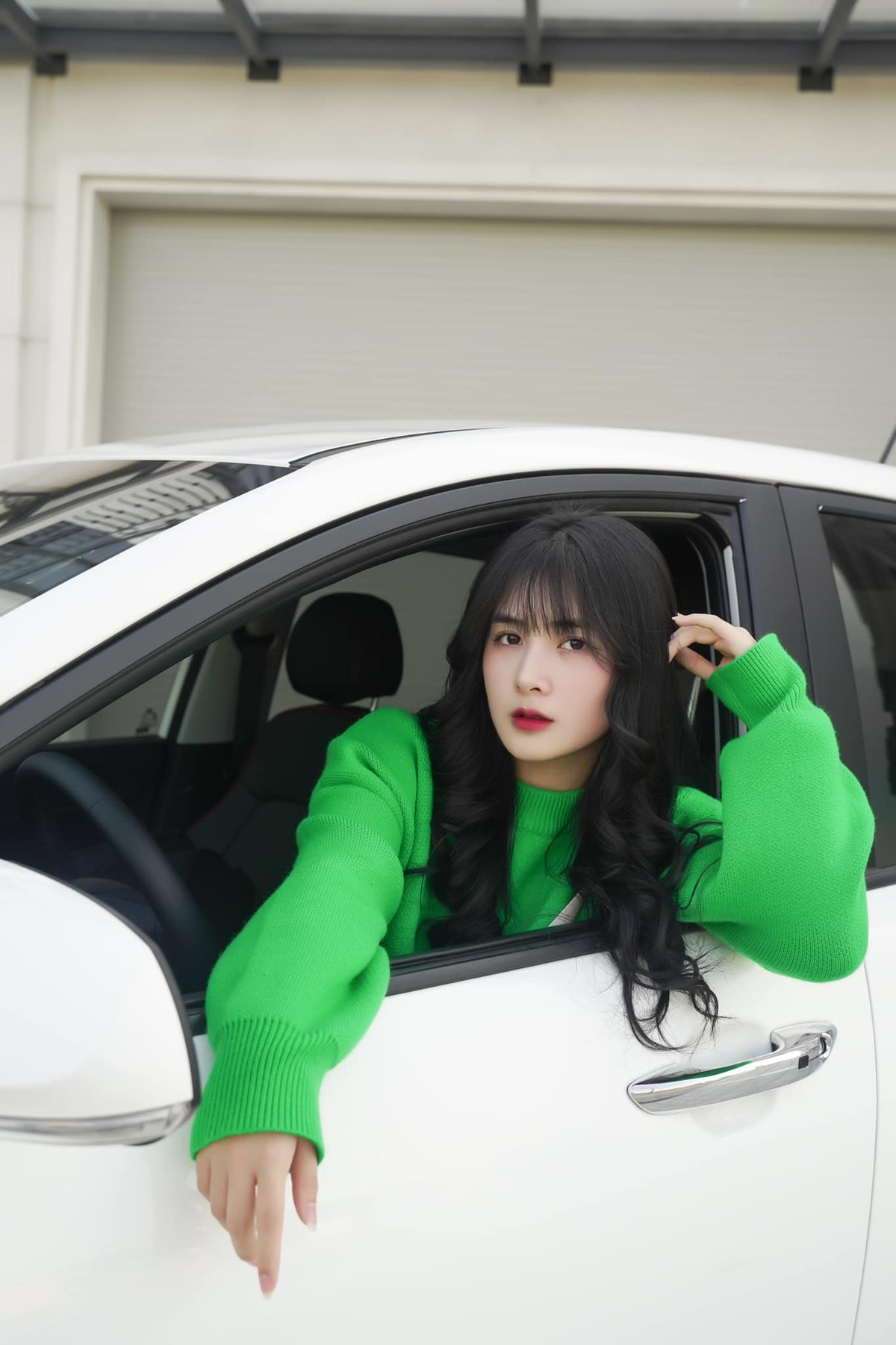 Quỳnh Alee là nữ streamer từng bị xúc phạm ngoại hình, mọi hình ảnh mà cô đăng tải nhận về không ít lời lẽ khó nghe từ antifan.