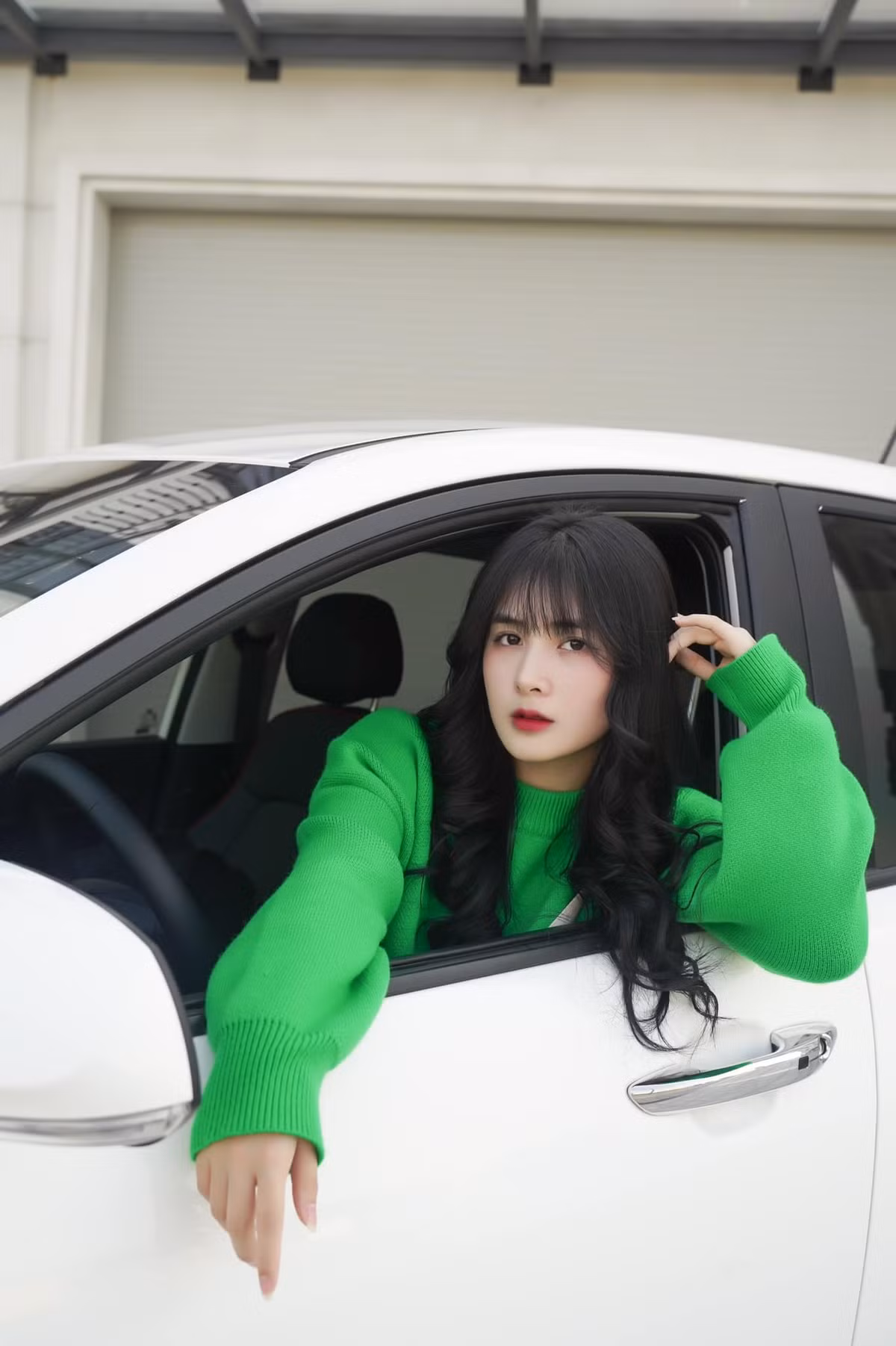 Quỳnh Alee là nữ streamer từng bị xúc phạm ngoại hình, mọi hình ảnh mà cô đăng tải nhận về không ít lời lẽ khó nghe từ antifan.