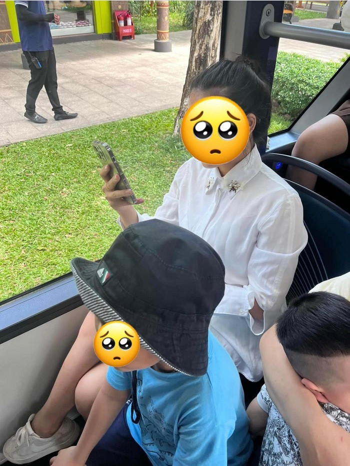 Ngay sau khi bài viết được chia sẻ đã tạo ra sự tranh cãi trên mạng xã hội. Có người thì cho rằng nên nhường em bé một chút nhưng cũng có nhiều người cho rằng nhường ghế không phải nghĩa vụ hay trách nhiệm của cô gái, hay bất kỳ ai.