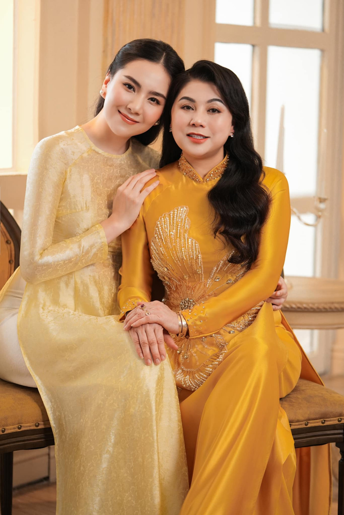 Thông qua bộ hình kỉ niệm nhân dịp 8/3 này, nữ MC Mai Ngọc gửi lời chúc ý nghĩa nhất tới "một nửa thế giới".