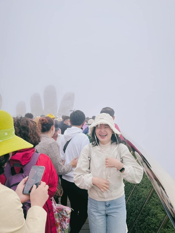 Ngoài ra thời tiết lúc này nhiều mây, âm u nên cảnh tượng ở đây cực thảm họa cho chuyến đi này. Ảnh: Tổng hợp