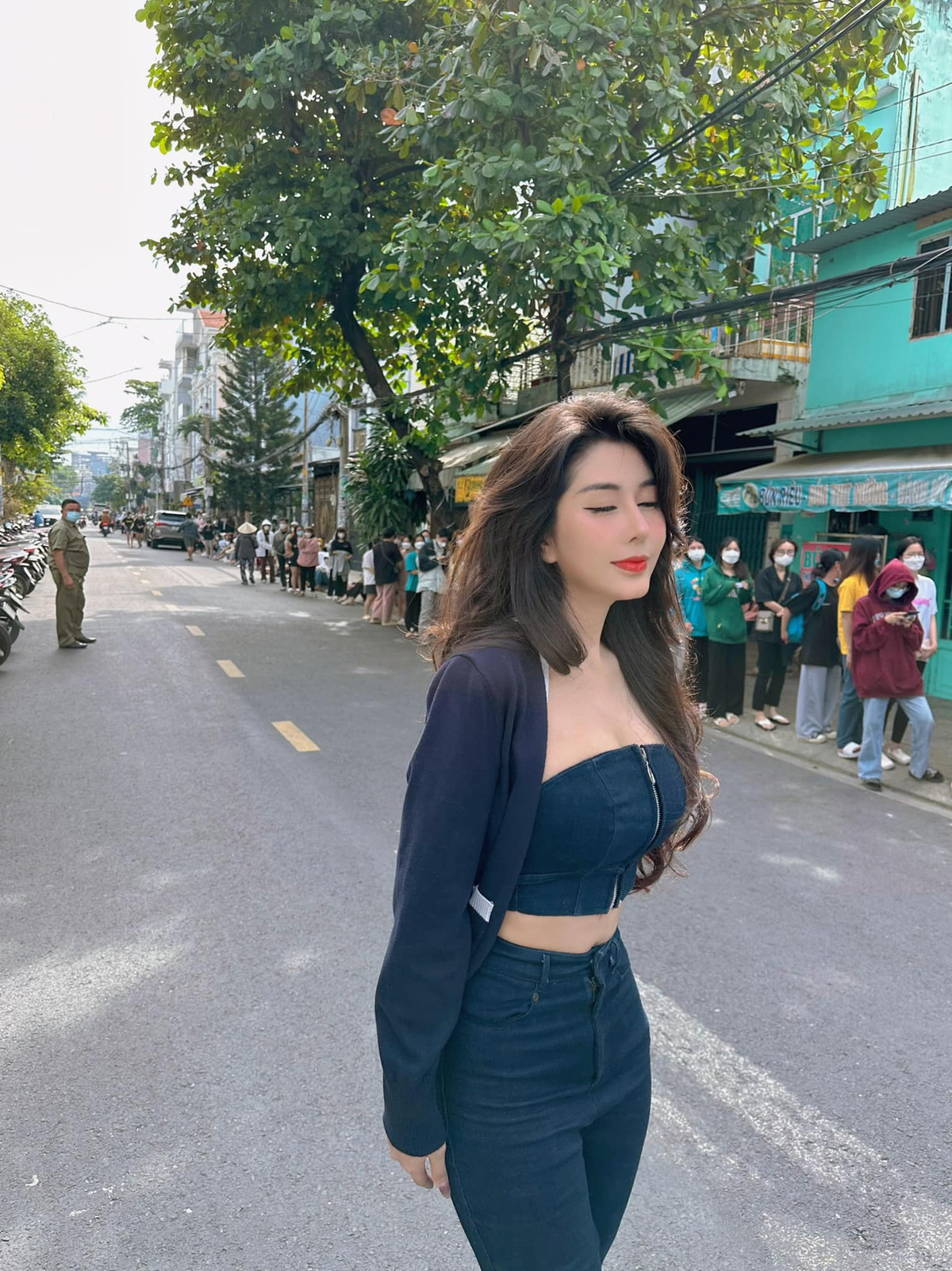 Võ Ngọc Trân chia sẻ, để có thân hình lý tưởng, cô rất chú trọng tập luyện thể thao như gym, yoga kết hợp chế độ ăn uống, nghỉ ngơi hợp lý ngay từ khi còn học cấp 3.